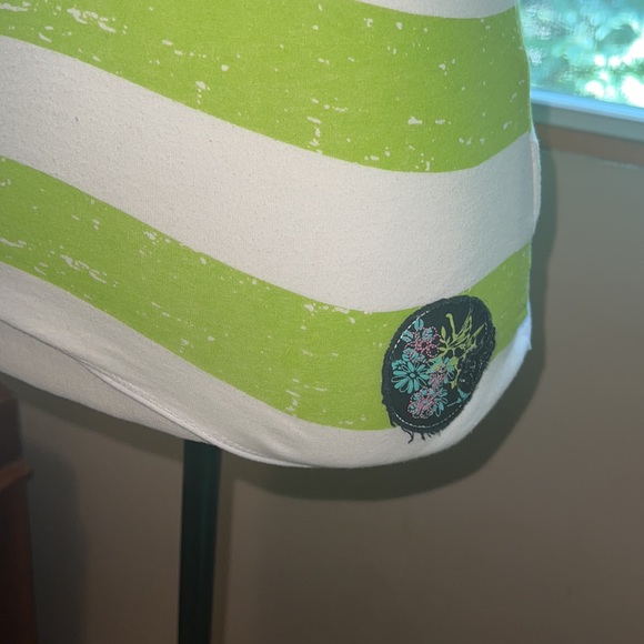 FOX Girls lime green and white striped racerback tank with patch size XS! - Picture 4 of 8